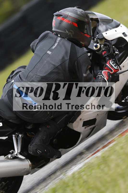 /14 25.04.2024 TZ Motorsport Training ADR/Gruppe gruen/5